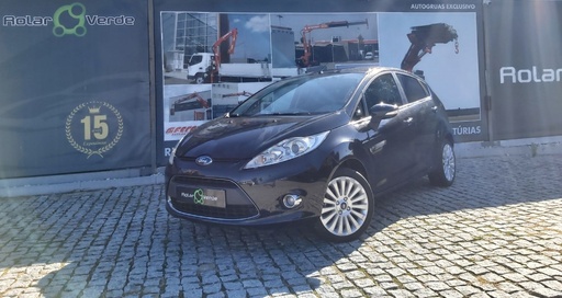 [rolar00003] Ford Fiesta TITANIUM